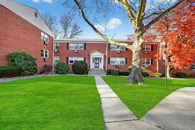 5 Oxford Court #7815, Suffern, NY 10901 - Photo 1