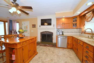 27 Albright Rd, Coram, NY 11727 - Photo 14