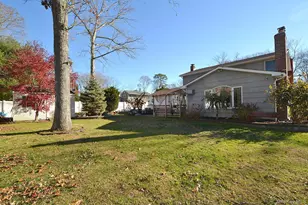 27 Albright Rd, Coram, NY 11727 - Photo 4