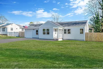 27 Lyman Road, Patchogue, NY 11772 - Photo 1