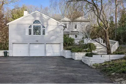 39 Fleets Cove Road, Huntington, NY 11743 - Photo 1