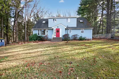 4 Carlyle Road, Hyde Park, NY 12538 - Photo 1