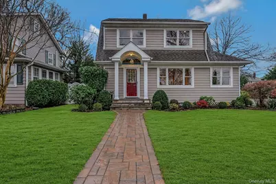 100 Cedar Avenue, Rockville Centre, NY 11570 - Photo 1