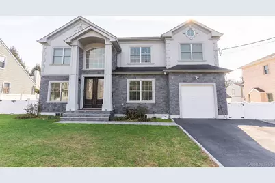 157 Evans Avenue, Albertson, NY 11507 - Photo 1