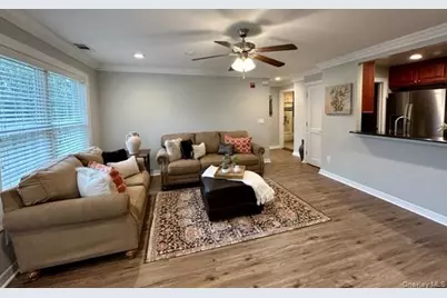 2002 Vista View Drive #2002, Farmingville, NY 11738 - Photo 2