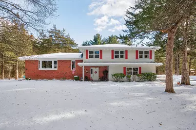 15 Royal Oak Road, Stone Ridge, NY 12484 - Photo 1