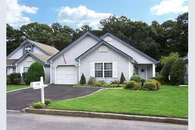 38 Huntingdale Way, Middle Island, NY 11953 - Photo 1