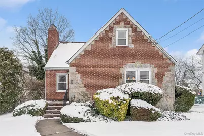 114 Lexington Avenue, Franklin Square, NY 11010 - Photo 1