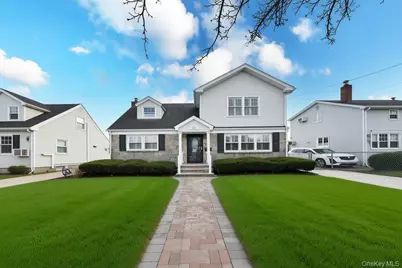 105 Dow Avenue, Mineola, NY 11501 - Photo 1