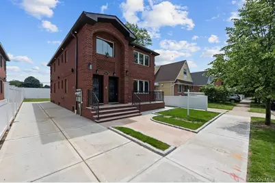 6435 138th Street, Flushing, NY 11367 - Photo 1