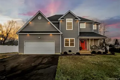 9 Shaw Lane, East Moriches, NY 11940 - Photo 1