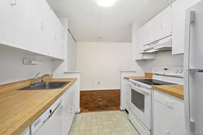 400 High Point Drive #408, Hartsdale, NY 10530 - Photo 1