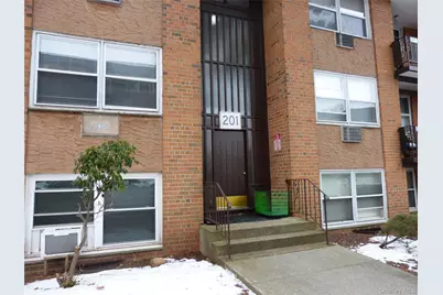 201 Kearsing Parkway #D, Monsey, NY 10952 - Photo 1