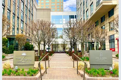 25 City Place #10C, White Plains, NY 10601 - Photo 1