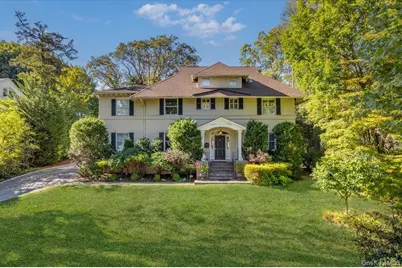 31 Howell Avenue, Larchmont, NY 10538 - Photo 1
