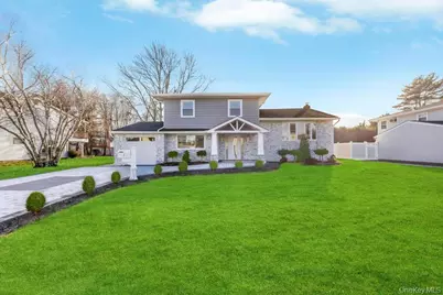 7 Suzanne Lane, Bethpage, NY 11714 - Photo 1