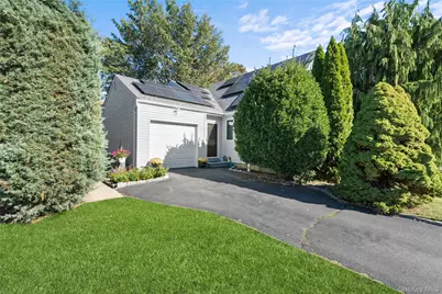 27 Gaylore Drive S, Amityville, NY 11701 - Photo 1