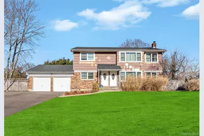 11 Marlo Lane, Hauppauge, NY 11788 - Photo 1