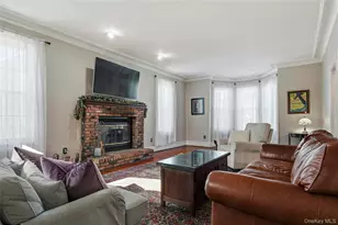13 Walnut St, Glen Head, NY 11545 - Photo 16