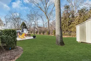 79 School St, Hampton Bays, NY 11946 - Photo 30