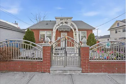 139-72 86 Road, Jamaica, NY 11435 - Photo 1