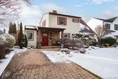 16 Dahlia Lane, Wantagh, NY 11793 - Photo 1
