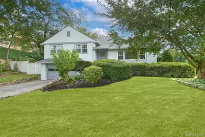 520 Bleeker Avenue, Mamaroneck, NY 10543 - Photo 1