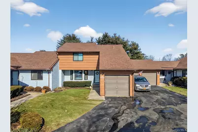 171 Melanie Way, Commack, NY 11725 - Photo 1