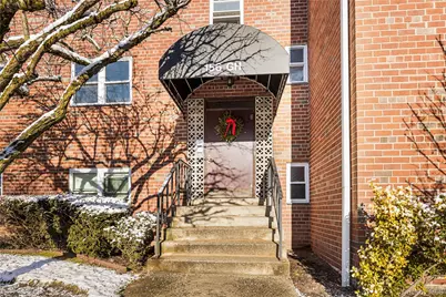 156 Centre Avenue #2G, New Rochelle, NY 10805 - Photo 1