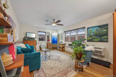 183 Drake Avenue #1P, New Rochelle, NY 10805 - Photo 1