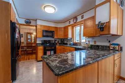 13 Bray Farm Lane, Wappingers Falls, NY 12590 - Photo 12