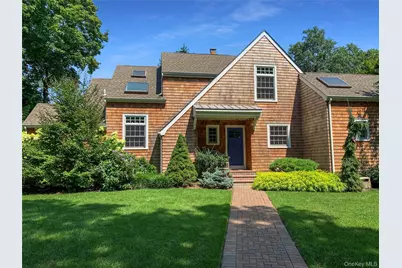 9 Wallace Lane, Brookhaven, NY 11719 - Photo 1