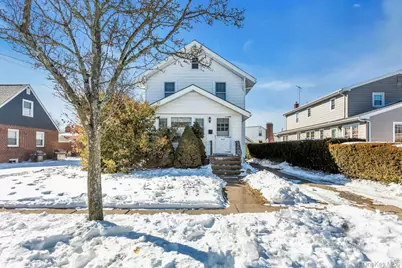 463 S 3rd Street, Lindenhurst, NY 11757 - Photo 1
