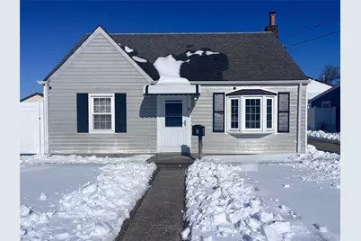 3 Birch Court E, East Farmingdale, NY 11735 - Photo 1