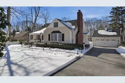 94 Fairview Avenue, Bayport, NY 11705 - Photo 1