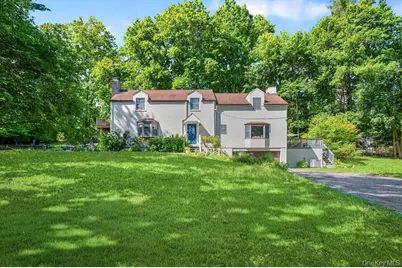 175 Palmer Lane, Thornwood, NY 10594 - Photo 1