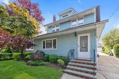 23 Thompson Place, Lynbrook, NY 11563 - Photo 1