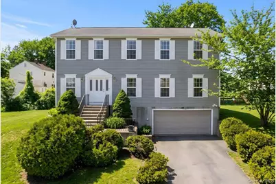 44 Greenvale Circle, White Plains, NY 10607 - Photo 1