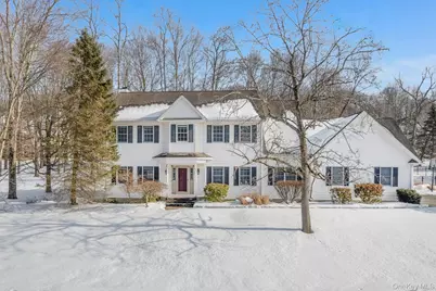 9 Trotter Lane, Poughkeepsie, NY 12603 - Photo 1