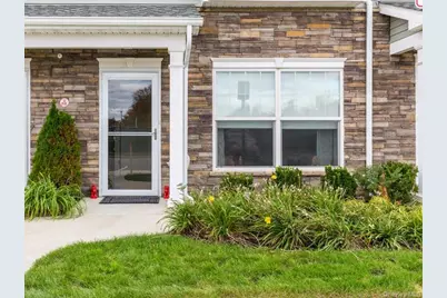 11 Hunter Drive, Central Islip, NY 11722 - Photo 2