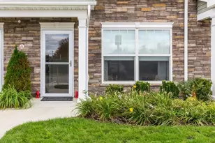 11 Hunter Dr, Central Islip, NY 11722 - Photo 2