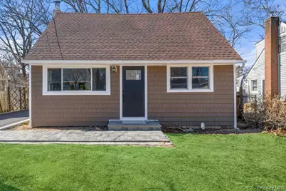 189 Trouville Road, Copiague, NY 11726 - Photo 1
