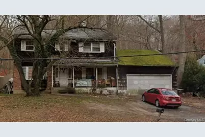 600 Park Avenue, Huntington, NY 11743 - Photo 1
