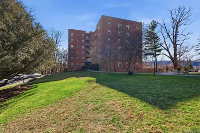 555 Broadway #2G, Hastings on Hudson, NY 10706 - Photo 1