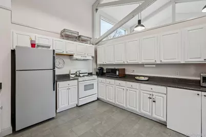 207 Martling Avenue, Tarrytown, NY 10591 - Photo 42