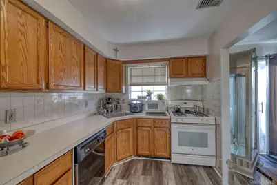 256 Quassaick Avenue #7, New Windsor, NY 12553 - Photo 10