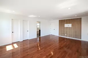 489 Emory Rd, Mineola, NY 11501 - Photo 12