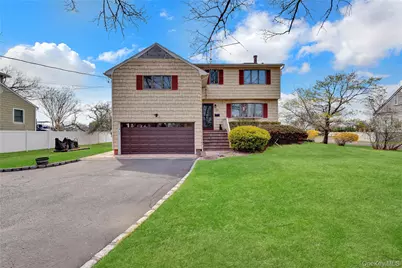 150 W Islip Road, West Islip, NY 11795 - Photo 1
