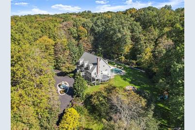 28 Green Valley Road, Armonk, NY 10504 - Photo 1