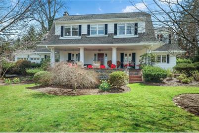 8 Park Road, Scarsdale, NY 10583 - Photo 1